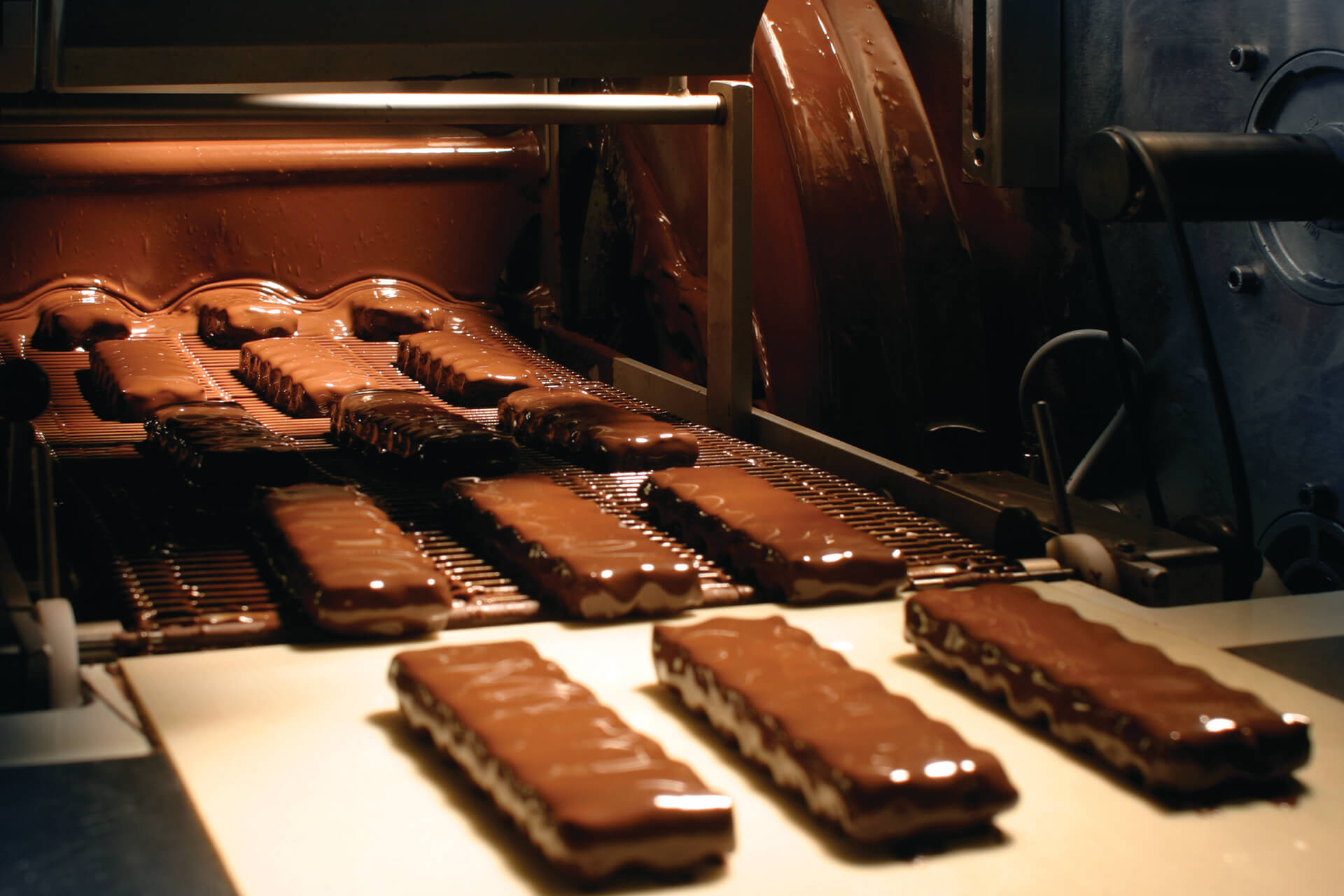 Emulsifiers for chocolate and confectionery | Palsgaard